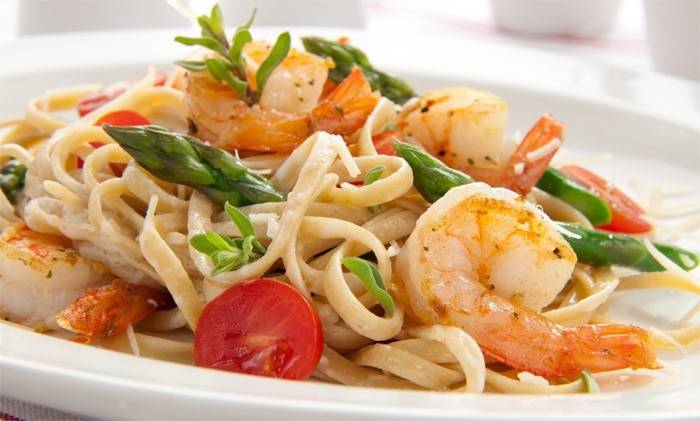 Opción de camarones y pasta