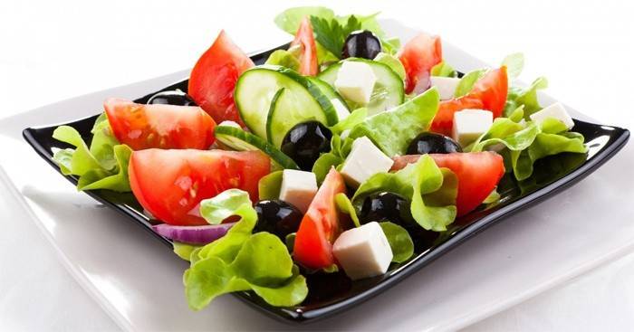 Keto dietinės salotos