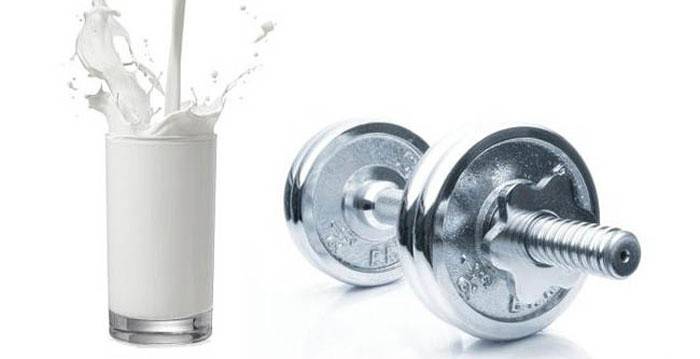 Eiweiß-Smoothie mit Hüttenkäse