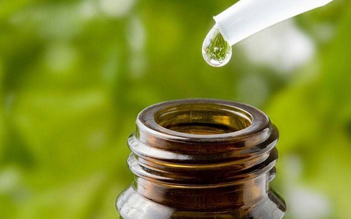 Khi uống thạch dầu, quan sát liều lượng