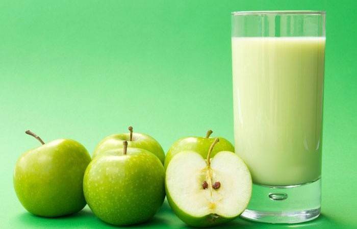 Milkshake glacé au jus de pomme
