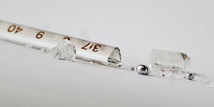 Nhiệt kế thủy ngân bị hỏng