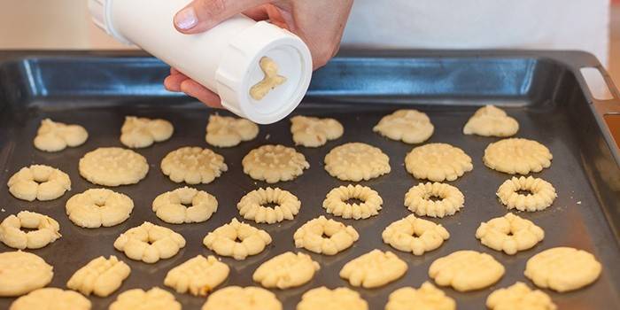 Cookie bánh quy nhẹ nhàng cho trẻ em