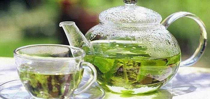 Le thé vert va ralentir la formation de vaisseaux sanguins sur le visage