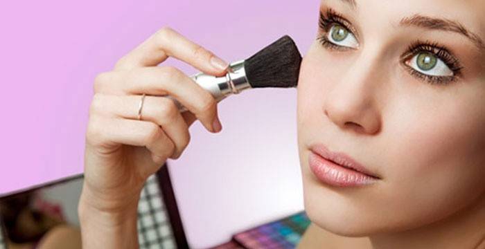 Aplicar maquillaje