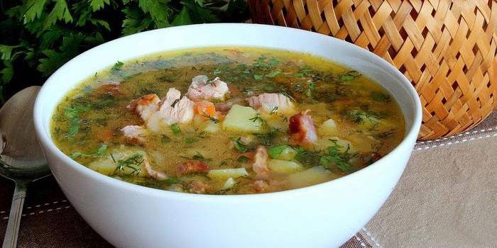 Multicooker Hühnererbsensuppe
