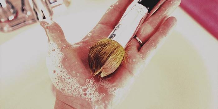 Vask makeup børster