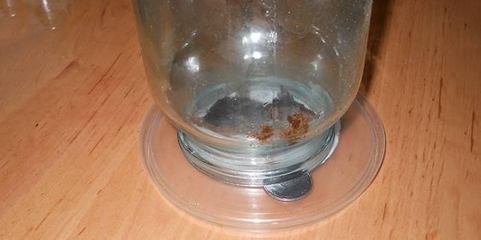Mousetrap từ một lon