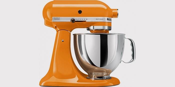 Sekoittimen käyttäjä KitchenAid 5KSM150PSE