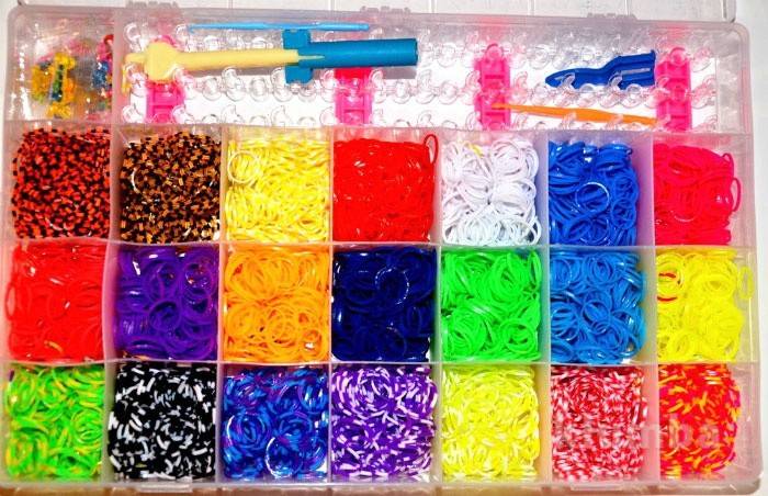 Un ensemble d'élastiques pour bracelets