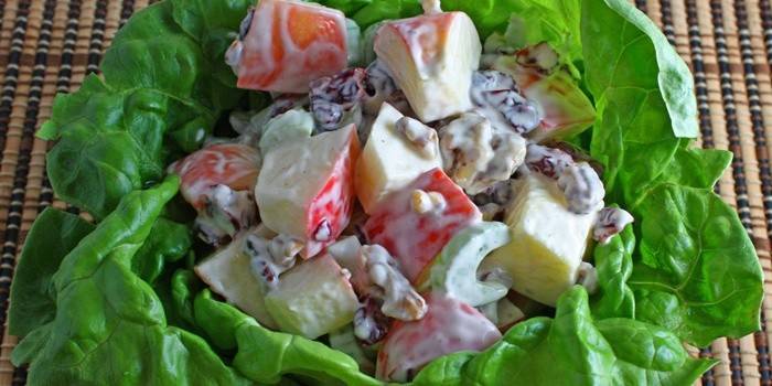 Meyve salatası