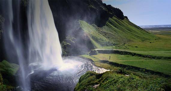 น้ำตก Seljalandfoss