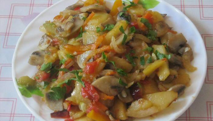 Batatas com cogumelos