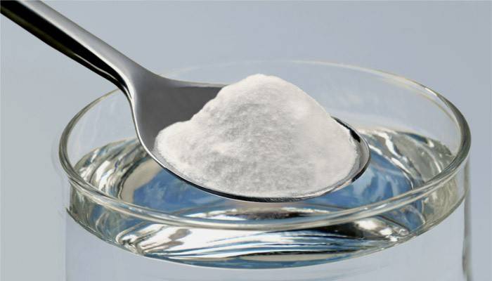 Solução de soda para o tratamento de aftas
