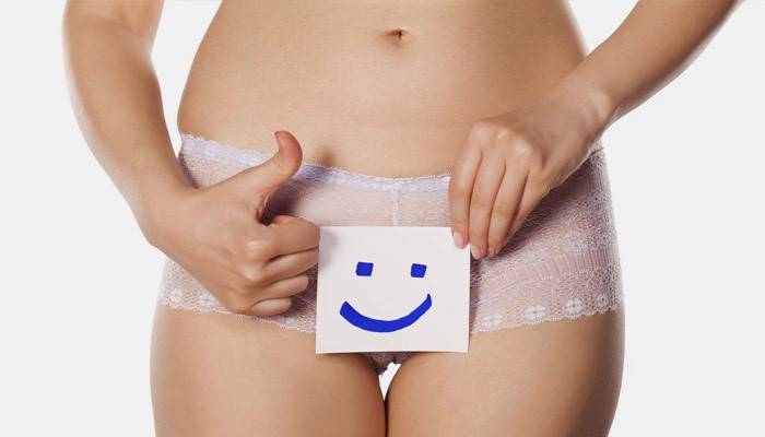 La ragazza si è liberata della vegetazione in eccesso