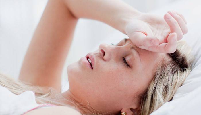 Cảm thấy không khỏe ở một người phụ nữ
