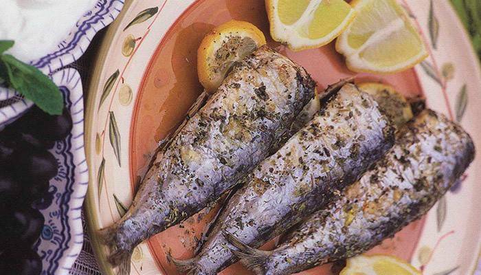 Pescado al horno en la dieta para bajar el colesterol