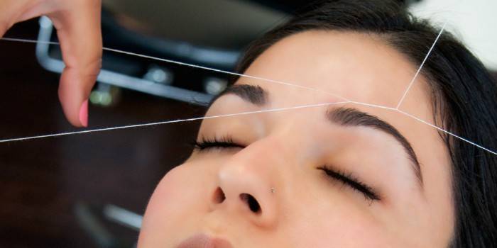 Filetage professionnel des sourcils