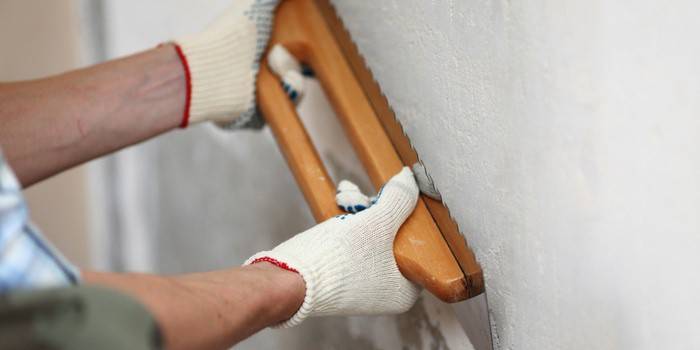 Kitt an der Wand zum Malen