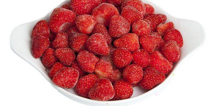 Préparation aux fraises pour l'hiver