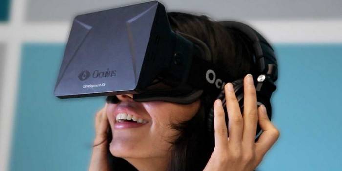 Virtualios realybės šalmas