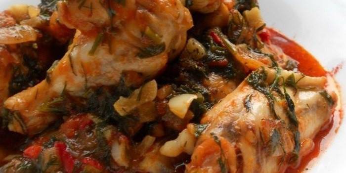 Chakhokhbili com batatas