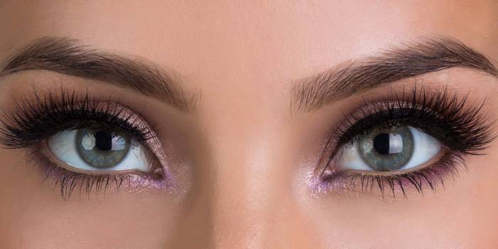 Cils auto-extensibles