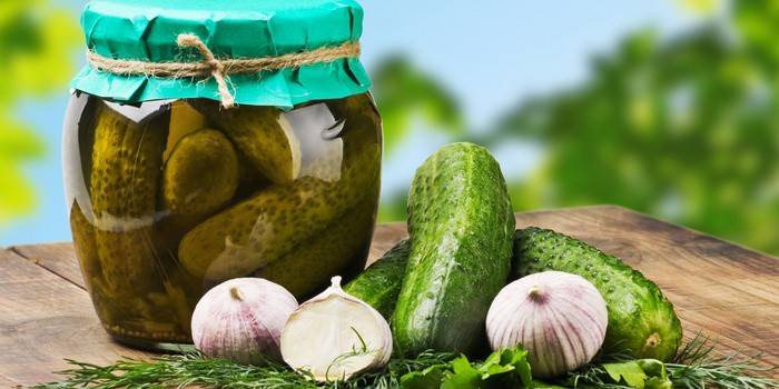 خيار مملح بالخردل