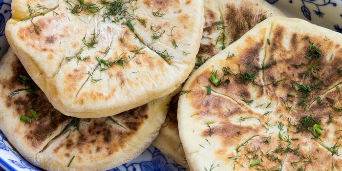Otlar ile khachapuri