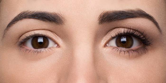 Changements après les extensions de cils