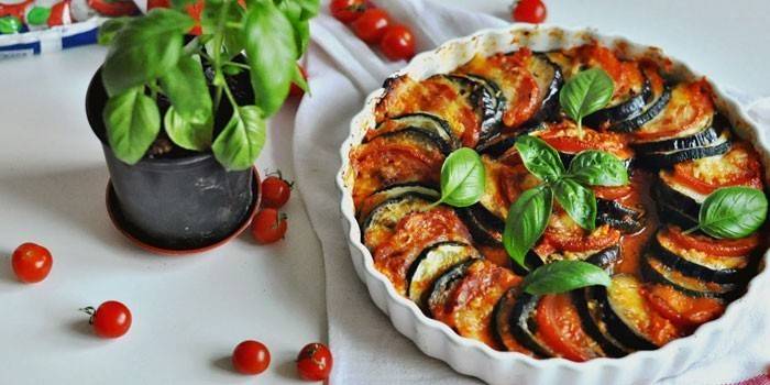 Έτοιμο Ratatouille με τη μορφή