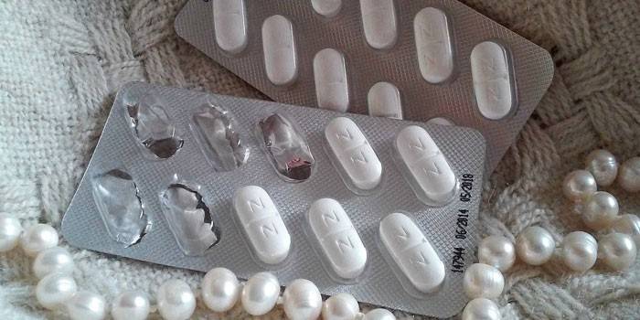 Nootropiltabletten in Blisterpackungen