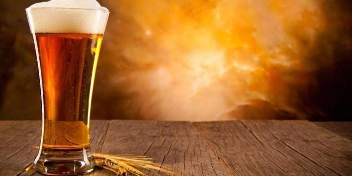 Un bicchiere di birra