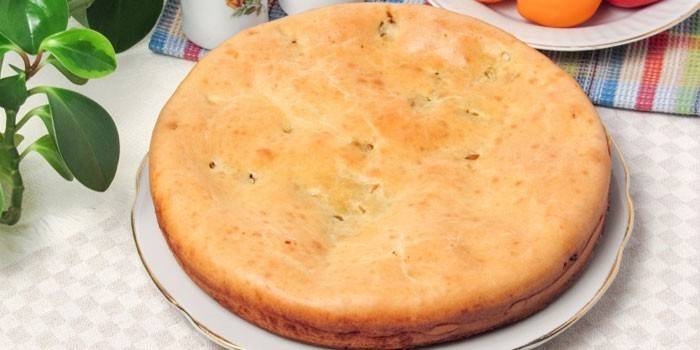 Charlotte cu umplutură de varză