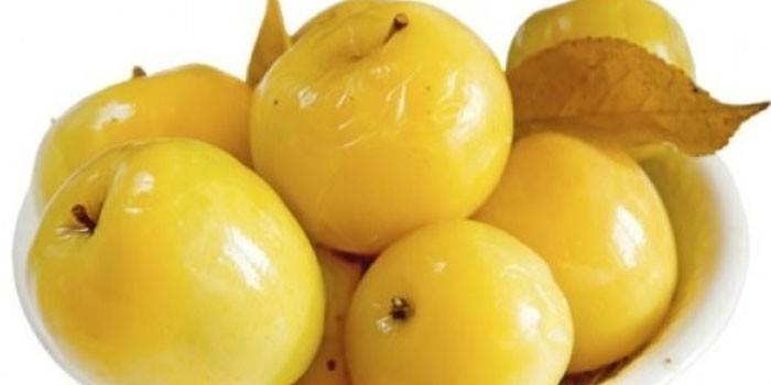 Marinuoti obuoliai