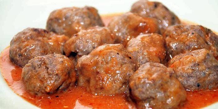 Thịt viên không gạo với nước sốt