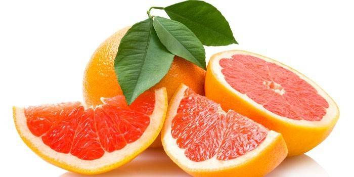 Toranja e fatias inteiras