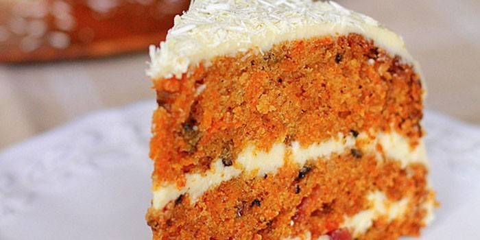 Sárgarépa torta krémsajt krémmel