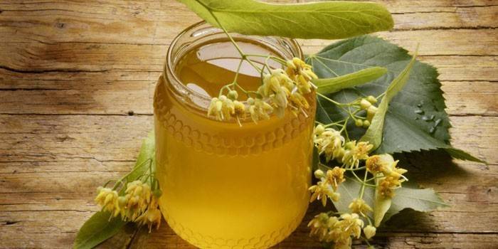 Lindenhonig im Glas