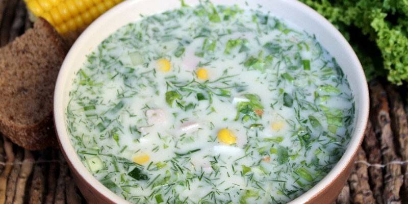Okroshka กับข้าวโพด