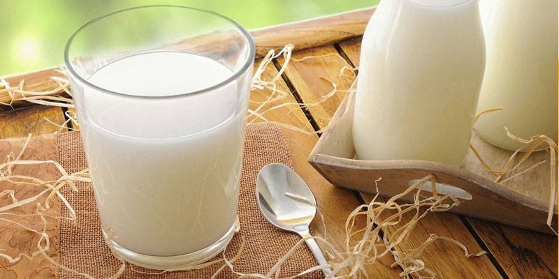 Lait chaud avec érosion œsophagienne