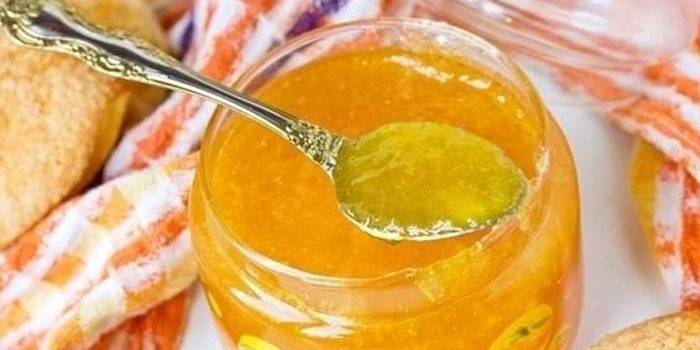 Bananų ir melionų uogienė