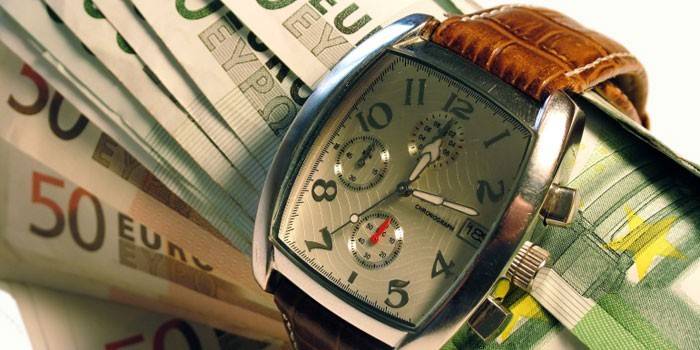 Dinero y reloj