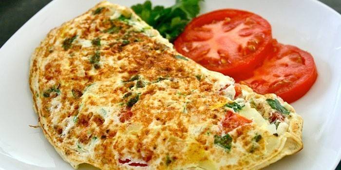Trứng tráng với rau