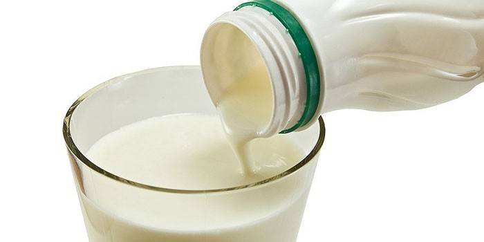 Kefir i et glass