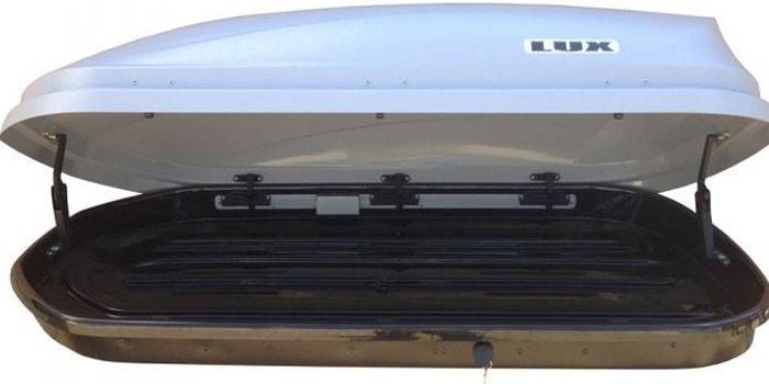 Model LUX 600 440L