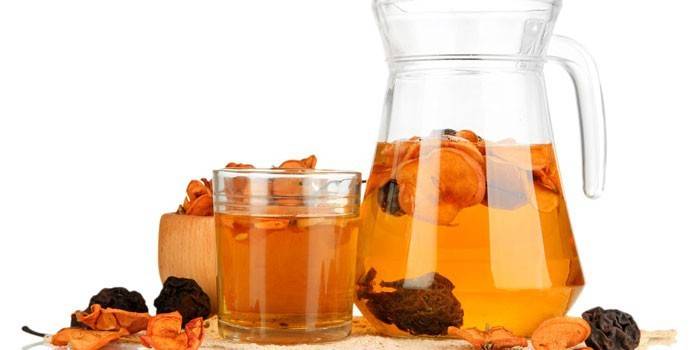 Composta di frutta secca