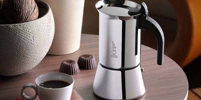 Geizerių kavos virimo aparatas „Bialetti“, „Venus 1682“