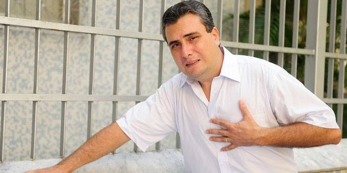 Ένας άντρας έχει μια θλίψη