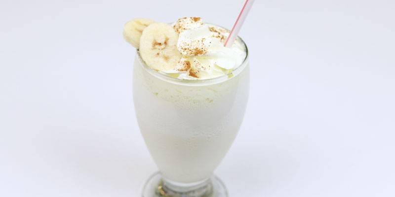 Boisson à la banane et au biscuit